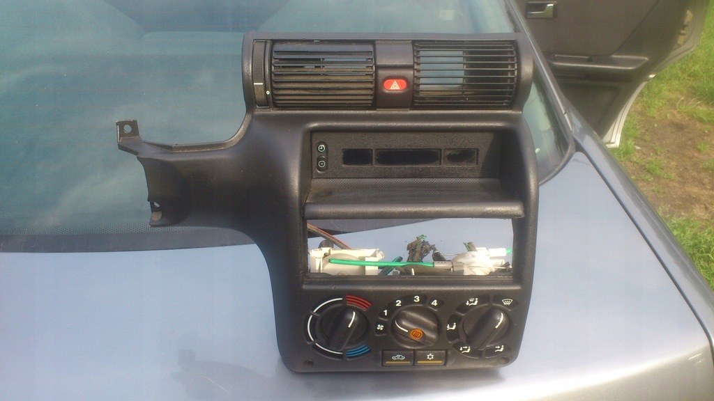 Opel Astra F panel sterowania nawiewem z KLIMA AC