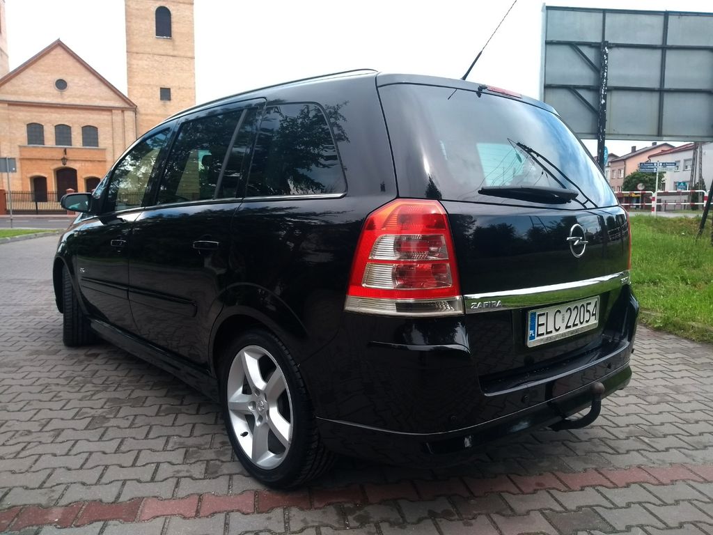 Opel zafira b 2008