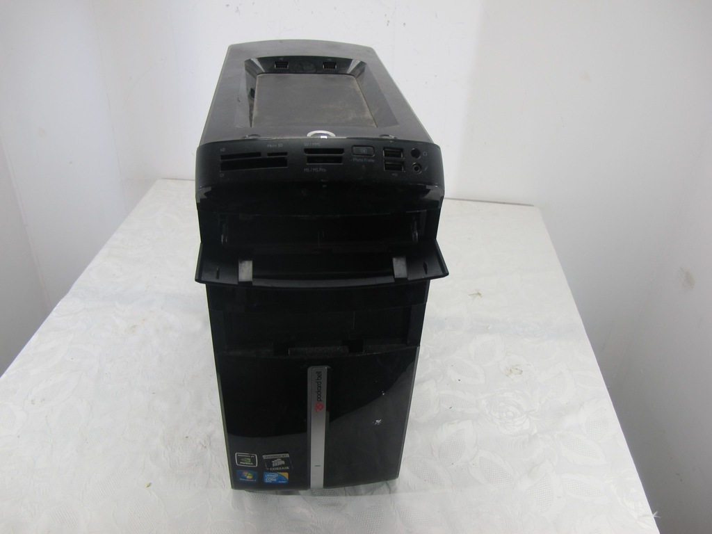 PACKARD BELL M3720 C2A 4x2.5GHZ/4GB/500GB W1529
