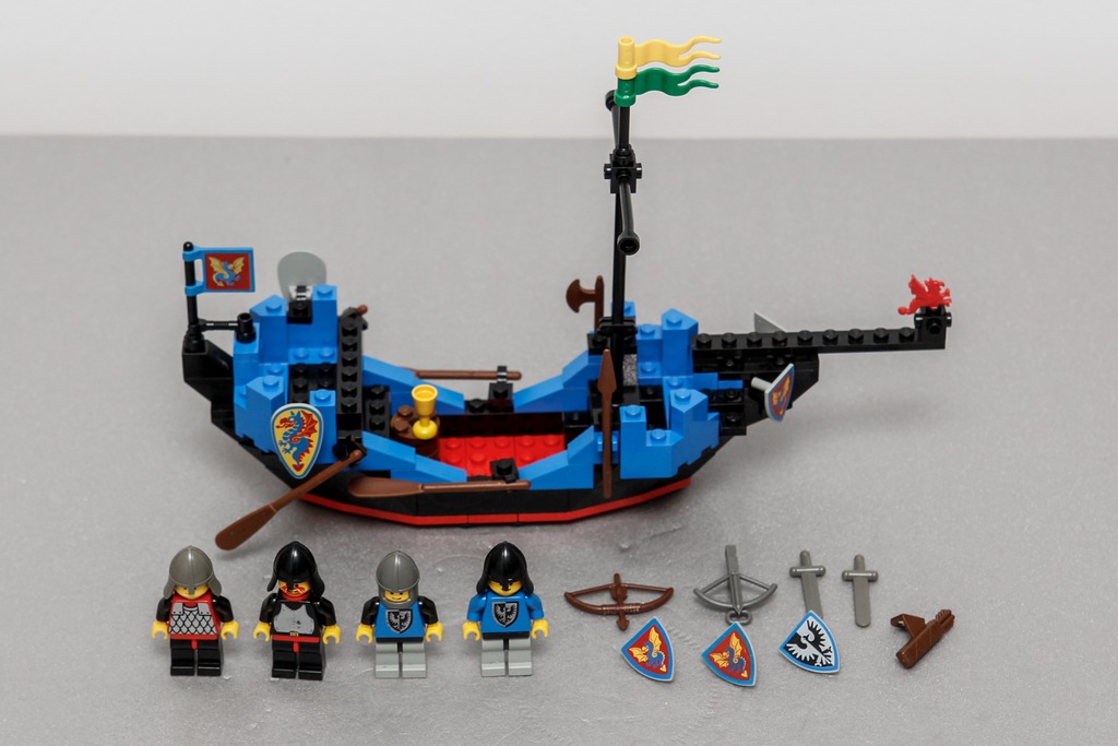Lego Castle Black Knights 6057 Sea Serpent
