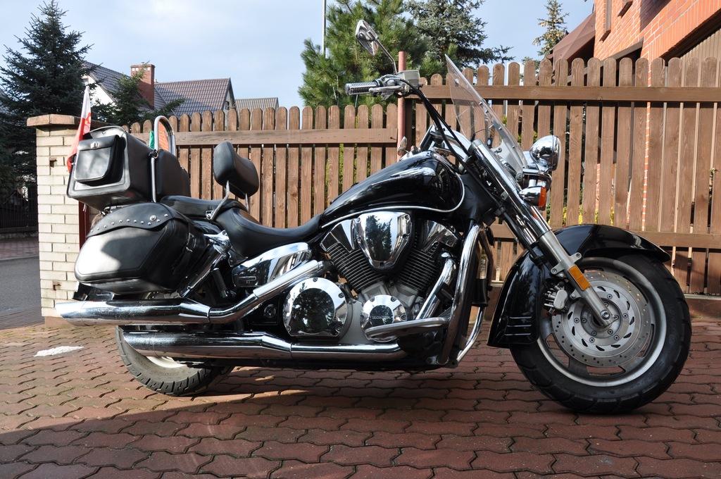 HONDA VTX 1300 R - BARDZO DOBRY STAN, UBRANA
