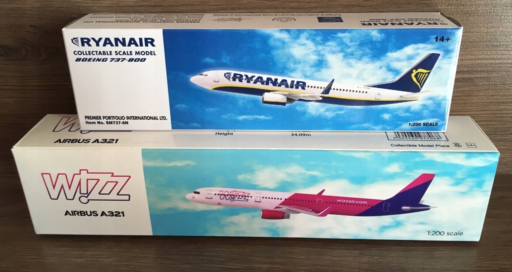 Ryanair Boeing 737-800 WizzAir Airbus A321- model