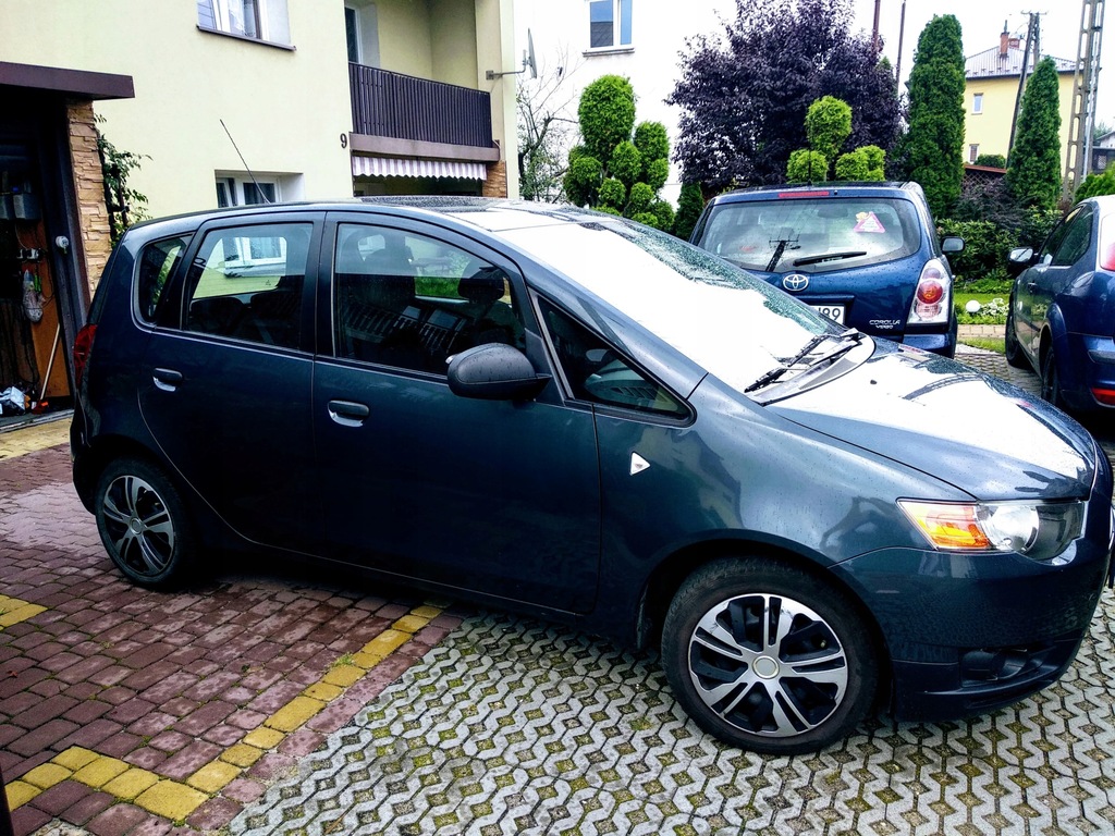 Mitsubishi Colt Z30