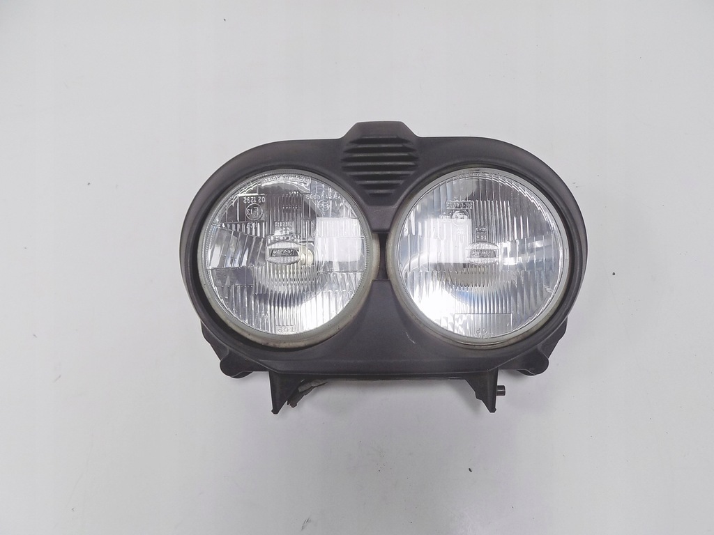 YAMAHA TDR 125 REFLEKTOR LAMPA PRZÓD PRZEDNIA