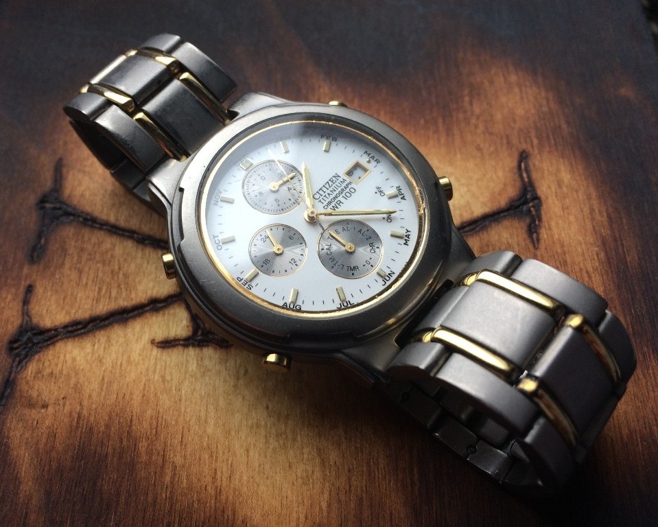 Citizen titanium best sale chronograph wr 100