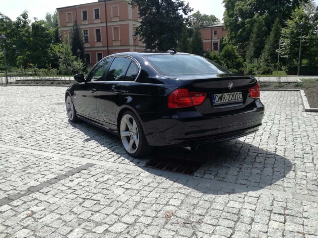 BMW E90 SEDAN 330D 204KM LIFT NAVI PL COMBOX SKÓRA