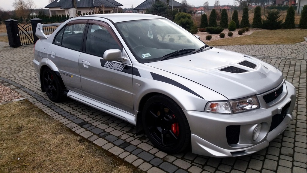 Mitsubishi evo v