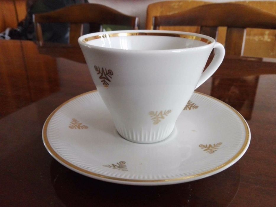 Zestaw filiżanek porcelana Inowrocław lata 60-te 