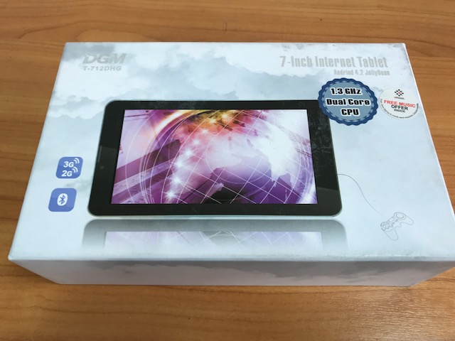 TABLET 7 calowy z modemem GSM, model T-712