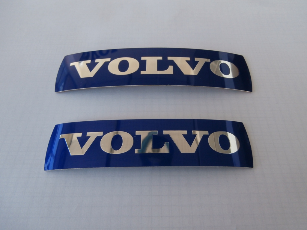 Znaczek emblemat naklejka atrapa VOLVO XC60 6767280103