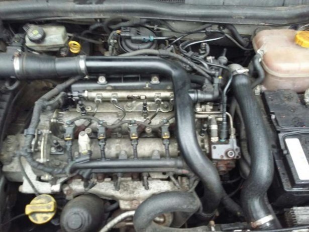 SILNIK Opel Corsa C 1.3 CDTI 00-06r pali ! Z13DTH