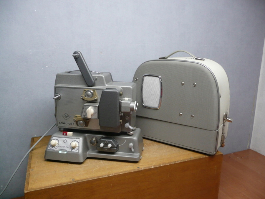 AGFA SONECTOR 8 + WZMACNIACZ LAMPOWY + WALIZKA
