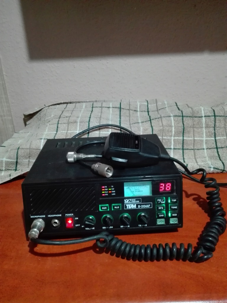 TEAM B-3104AF bazowe na 230V