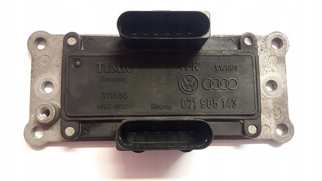 VW BORA 2.3 V5 MODUŁ ZAPŁONOWY 071905143 311886
