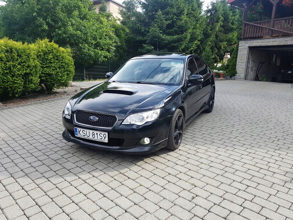 Subaru Legacy - bogate wyposażenie, bezwypadkowy