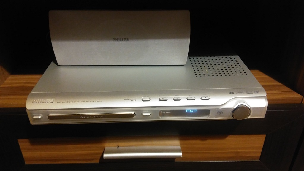 Zestaw kina domowego DVD/SACD Philips HTS3500S (ko
