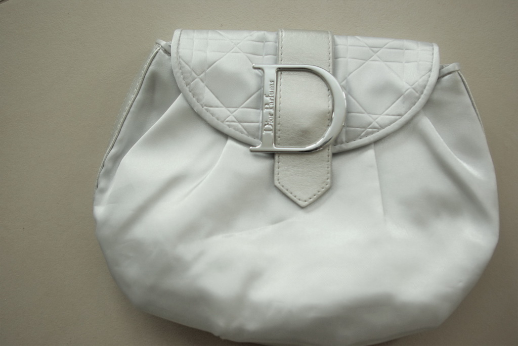 KOSMETYCZKA CHRISTIAN DIOR PARFUMS szer.23cm SUPER