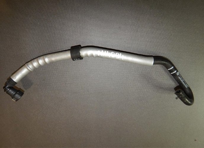 VW TOUAREG 7P VACUUM HOSE PIPE 7P6133352C