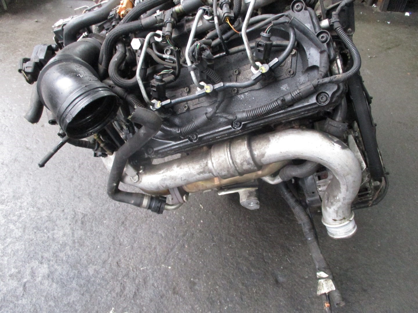 engine MOTOR AUDI Q5 8R0 2,7TDI CGK