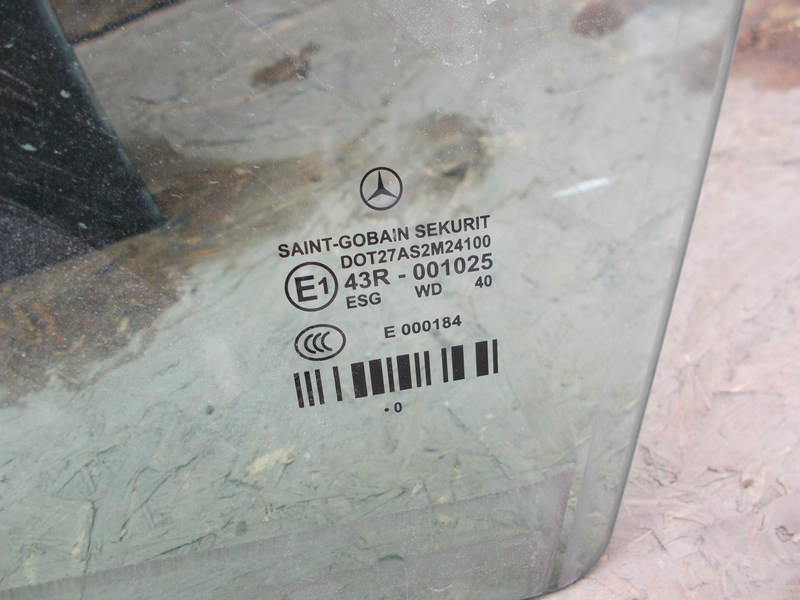 door rear part rear. left MERCEDES E KLASA W212 KOMBI