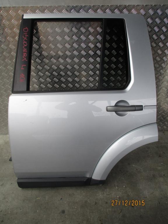 door Land Rover Discovery 4 left rear.