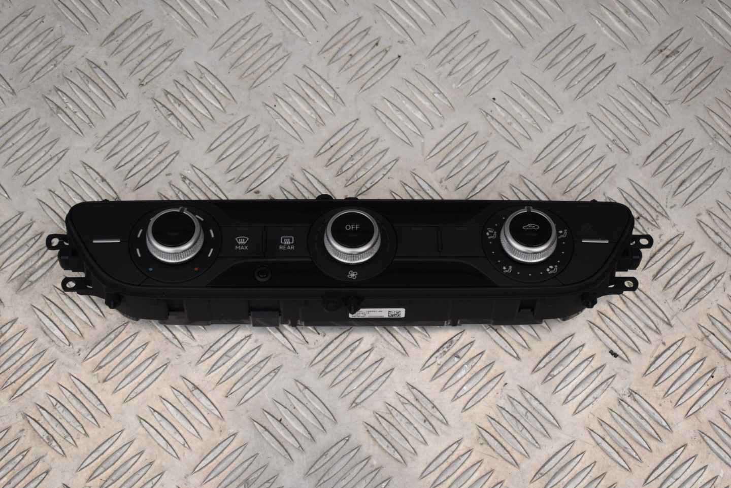 PANEL KLIMATRONIC AUDI A4 8W0 B9 8W0819047