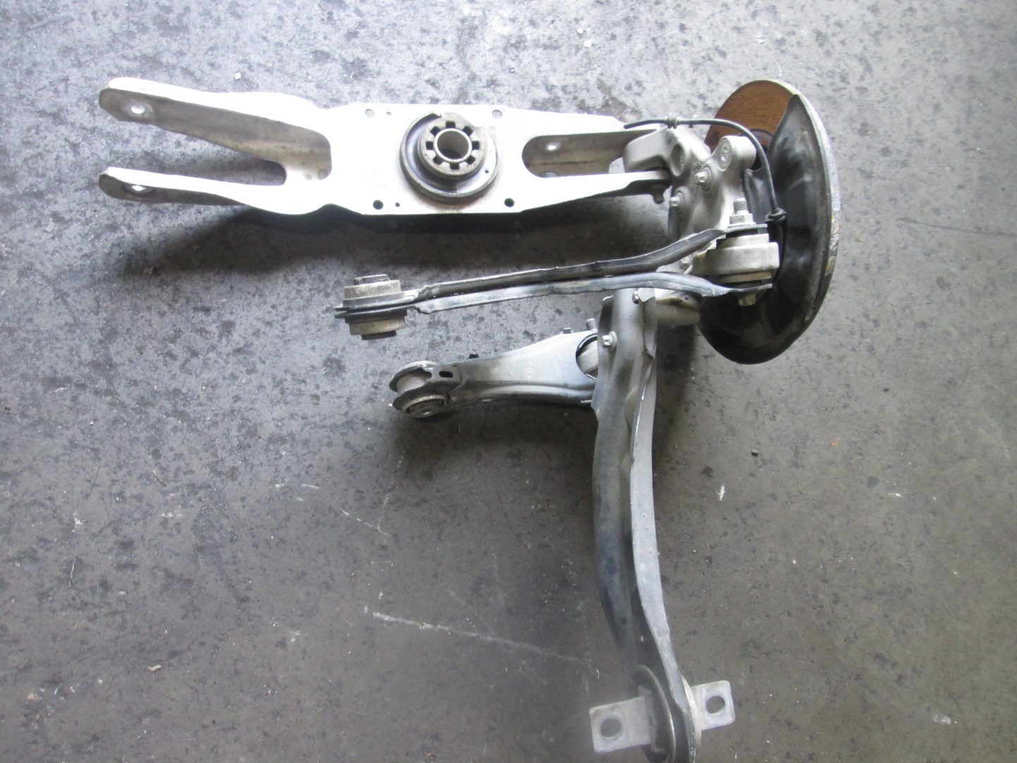 MOZZO FUSELLO MOZZO FUSELLO MERCEDES B-KLASA W 246