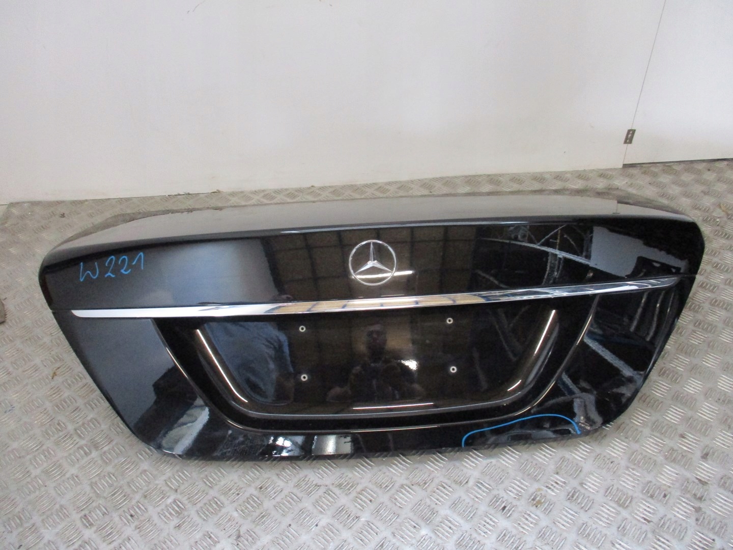 boot doors Mercedes S-klasa W221 221 unprotected