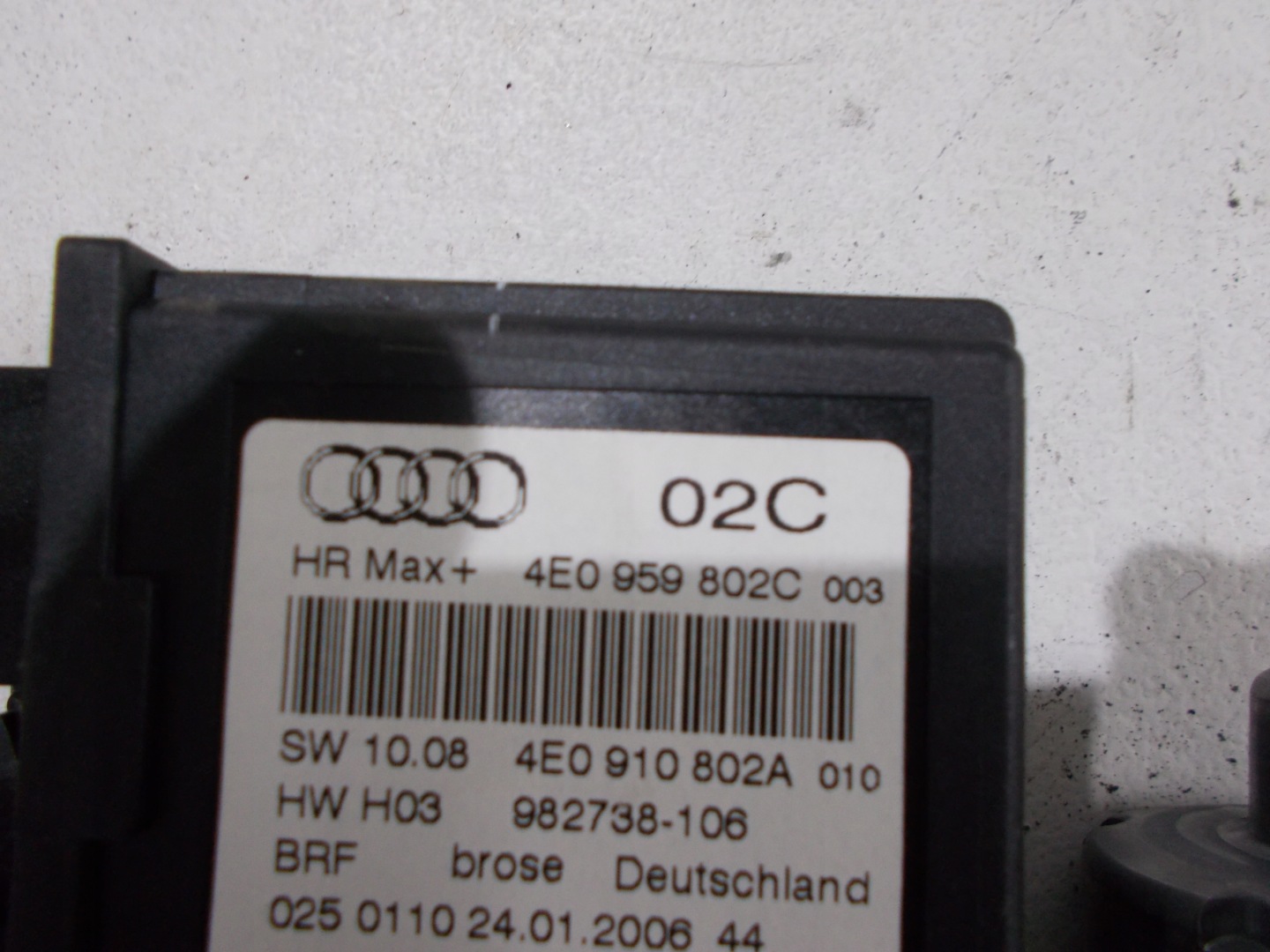 AUDI A8 D3 LIFT 2005r. mini motor windows right rear part