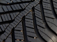 21/16 goodyear eagle vector 4 сезоны m+s 215 55 1 фото, цена