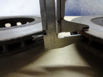 фото thumb №3, Audi a8 s8 d2 99-02 диск диски тормозные зад 280mm задние