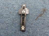 фото thumb №1, Регулювання висоти поперечина 4e0857833a audi a8 d3