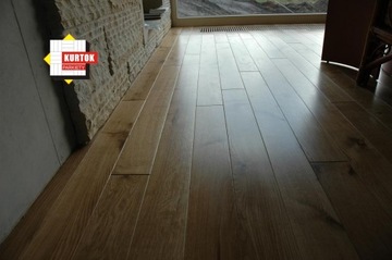 Дубовый паркет Доска Solid Oak 30х5см толщина 22мм III