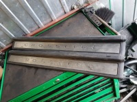 фото thumb №2, Молдинг захист накладка права chrysler crossfire