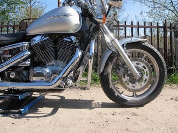 HONDA VT1100 SPIRIT (SC18) ПЕРЕДНИЕ КРЫШКИ