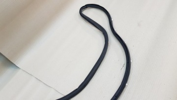 фото thumb №4, Opel astra j iv прокладка двері задня ліва 13260057