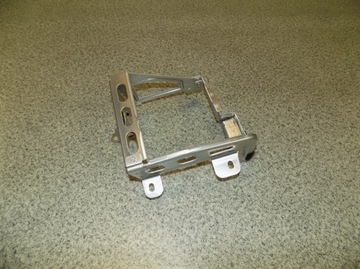 фото thumb №1, Mercedes 15r sl r231 231 кронштейн предохранителей