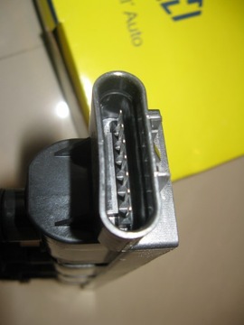 фото thumb №2, Катушка зажигания магнит marelli