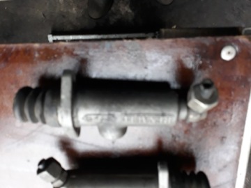 фото thumb №3, Насос помпа сцепления 5589 fte renault magnum