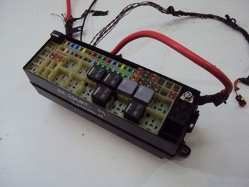 фото thumb №2, Коробка предохранителей range rover sport 2005-