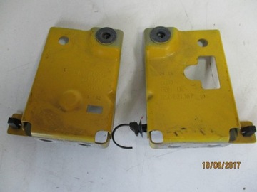 Кронштейн крыльев крепление audi tt 8s0 8s0821167 фото №1
