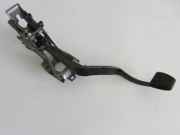 Auris ii педаль сцепления фото №1