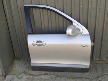 Двері праві передні hyundai santa fe 01-06 фото №1