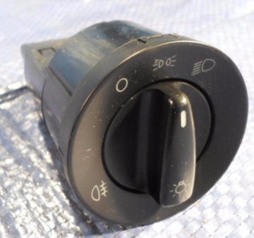 Skoda fabia 2 switch light 3b0941531b, фото