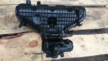 Toyota auris 2 впускной коллектор 1.8 hybrid 13 - 16, фото