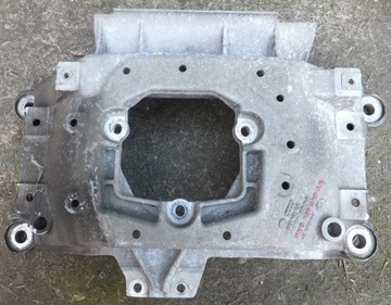Audi a4 b8 a5 кронштейн двигателя коробки 8k0399263as, фото