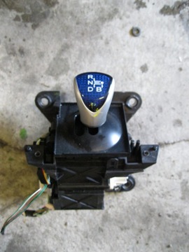 Gearshift curtain handle transmissions toyota auris 2010 hybrid, фото