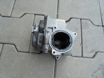 Клапан egr 03g131501 vw passat b6 2.0 tdi bkp -висилка-, фото