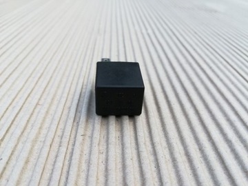 Relay opel astra 2 98-2009. 90229206, фото