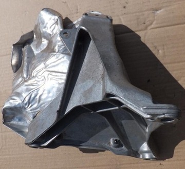 Audi a4 b6 b7 8e bracket engine boxes 8e0199308a, фото